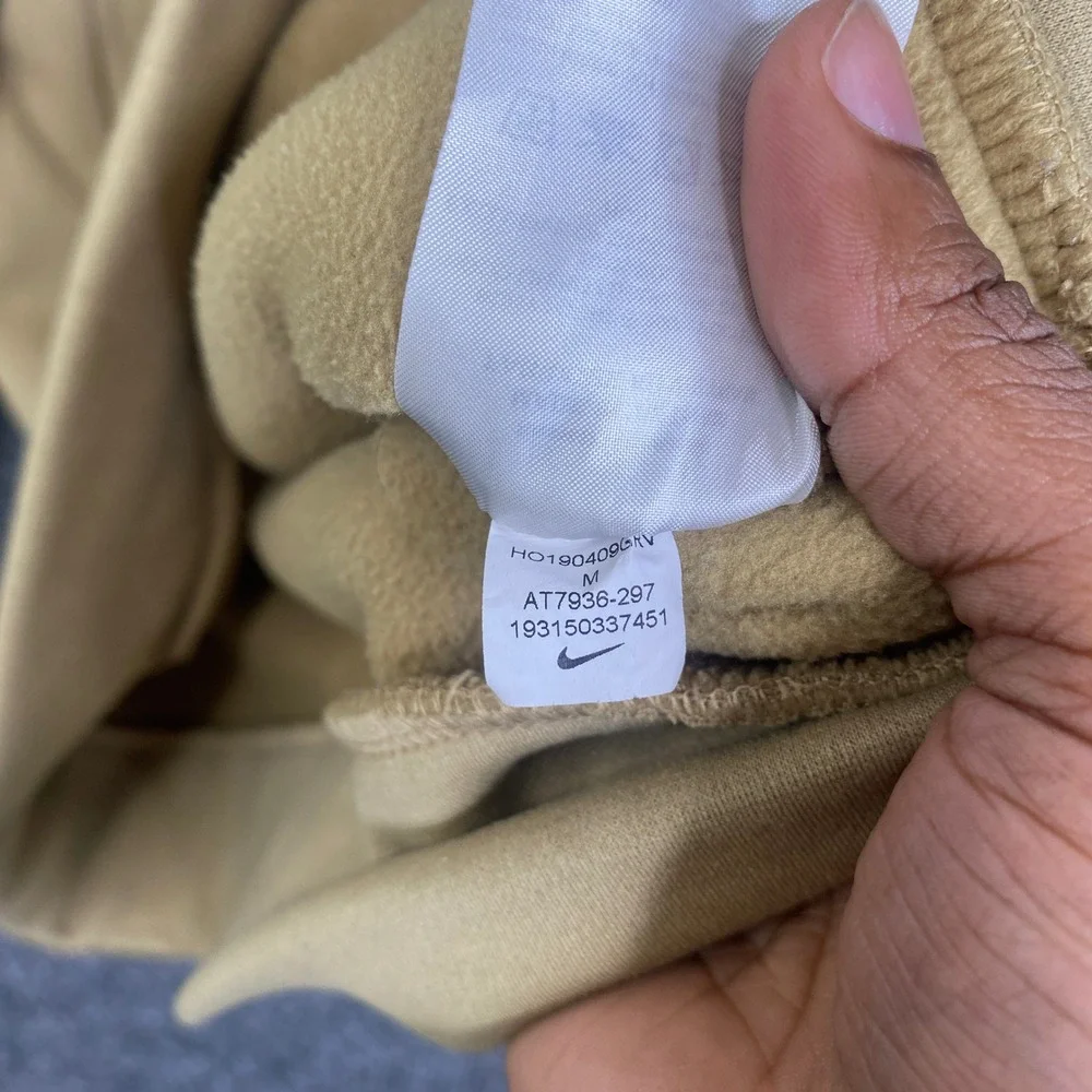 Nike Seattle Seahawks Salute to Service Hoodie Tan Camo Medium AT7936-297